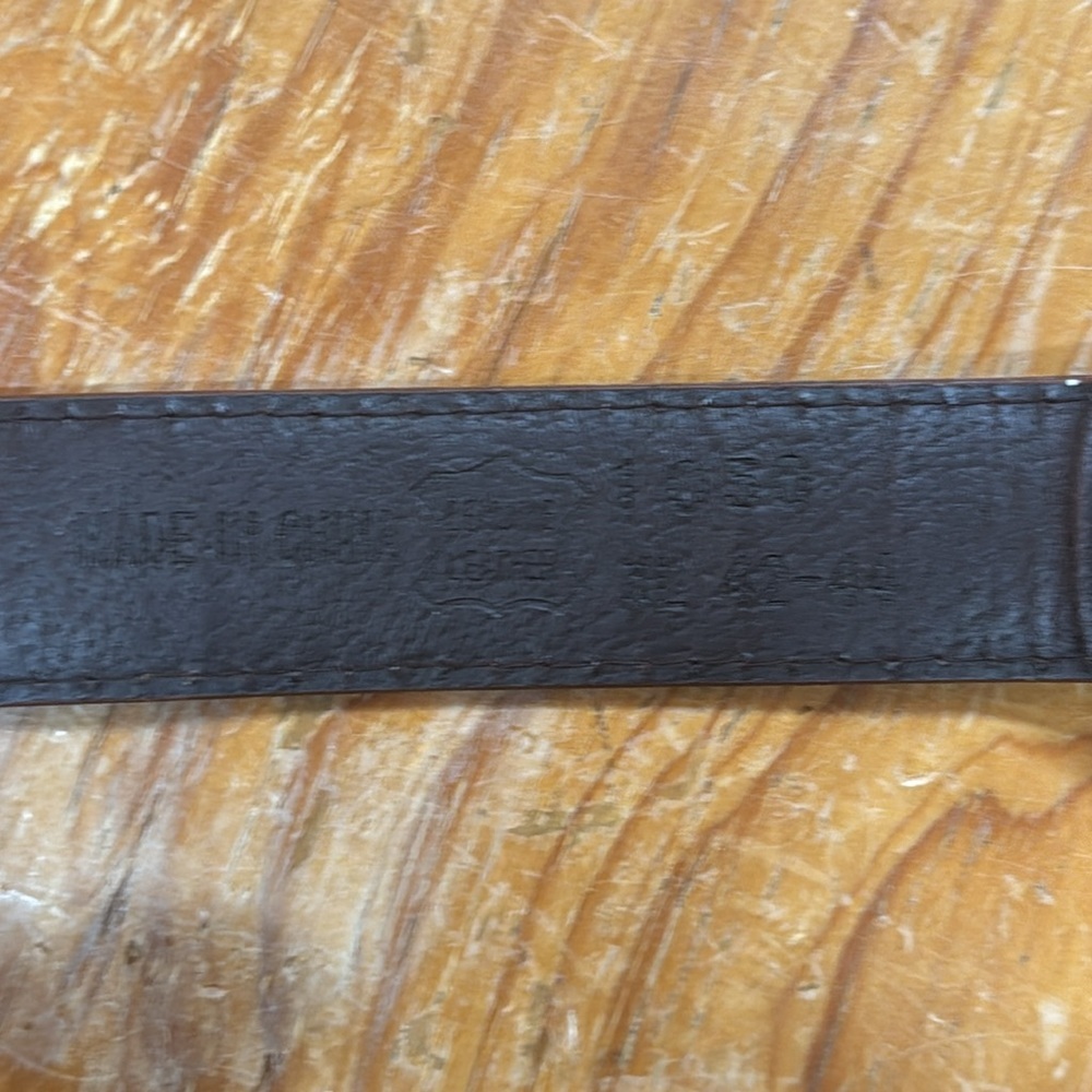 Leather Embossed Croc Print Belt - Picture 3 of 3